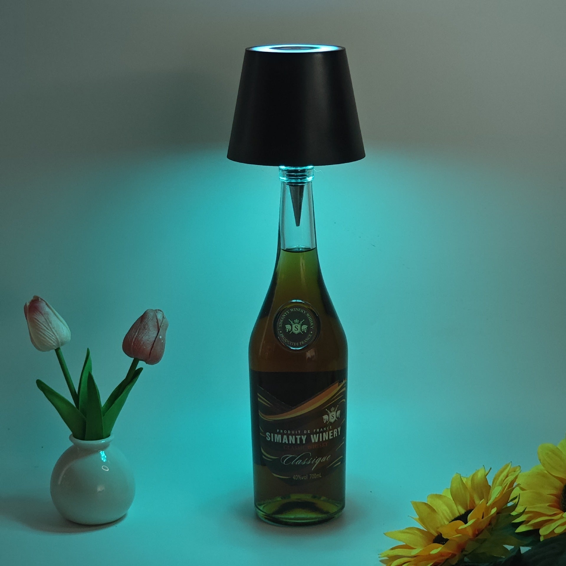 Wireless Wine Bottle Lamp – Modern LED Desk Light