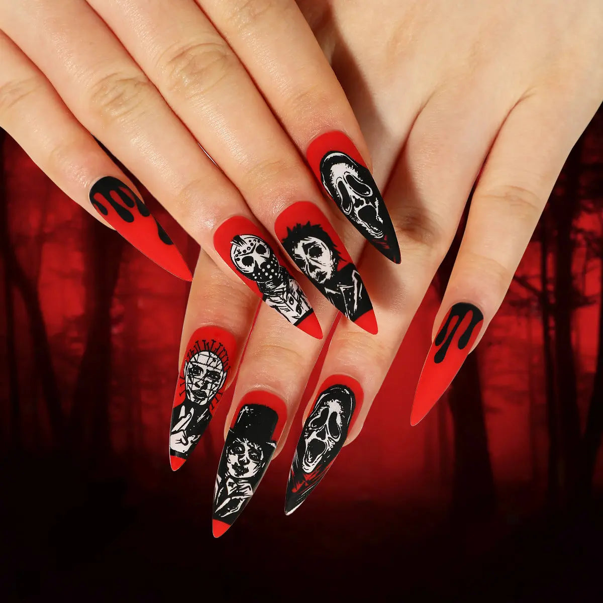 Halloween Manicure Red | Skull Grimace Nail Tip